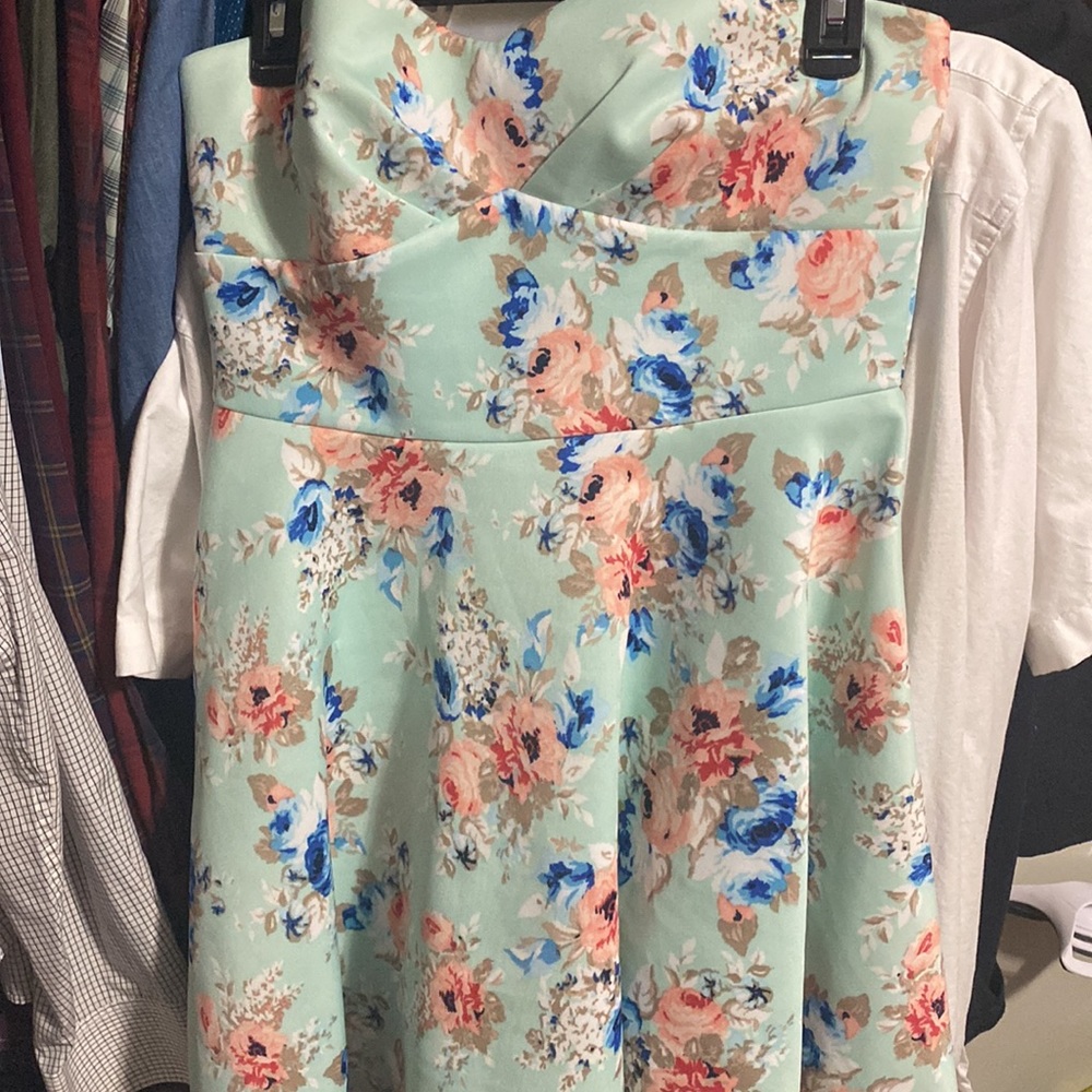 Women’s dress size 10 - Picture 3 of 4